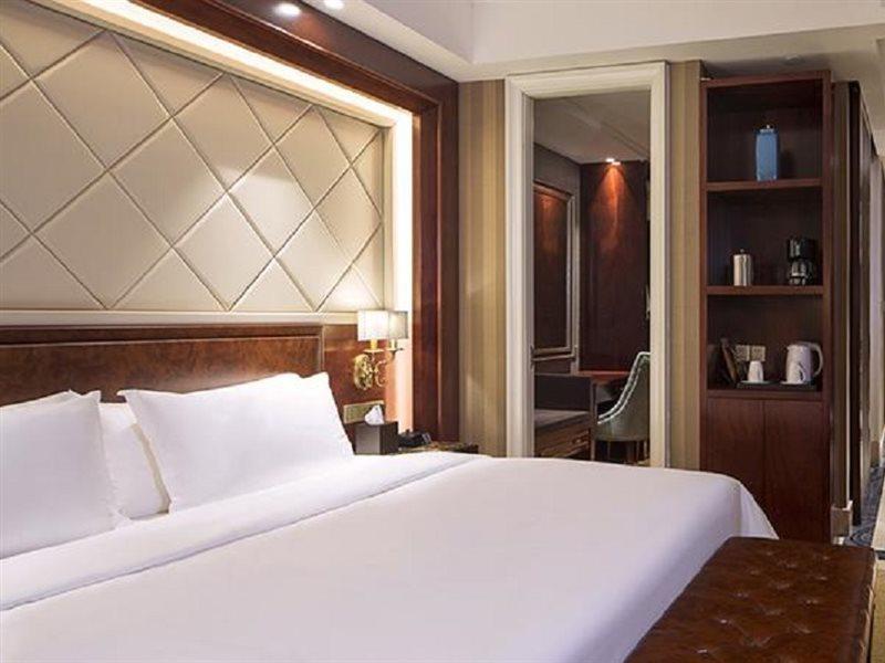 Chengdu Jin Yun Hotel Exterior photo